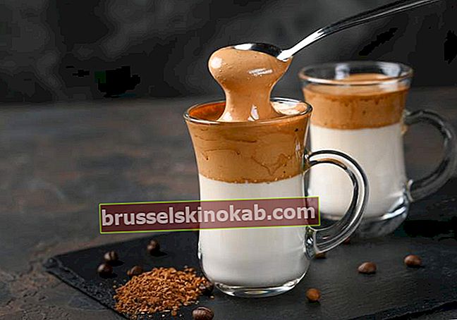 Dalgona Coffee: hvordan man tilbereder cremet kaffe, der er vellykket på Internettet